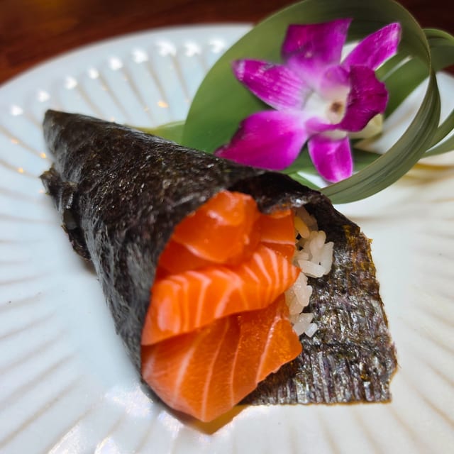 Salmon Handroll.