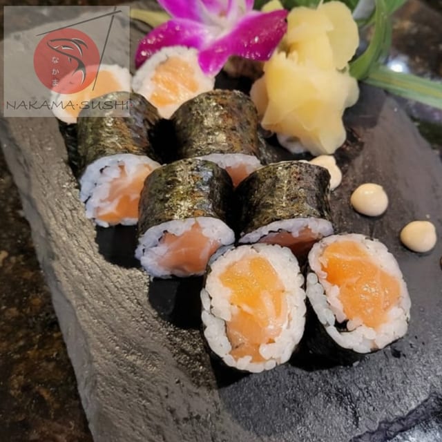 Salmon Roll.