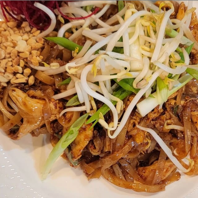 Pad Thai (Coupon only ).
